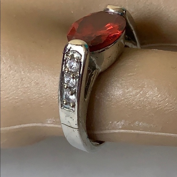 Ruby Red Oval Silver Ring - Picture 3 of 4